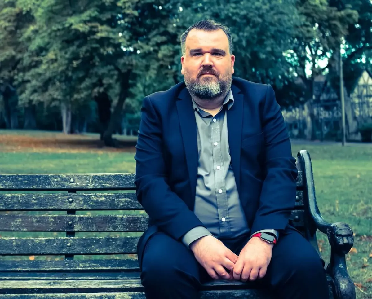 Why I'm hiding from LinkedIn